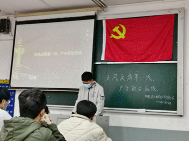 说明: 朱怡文